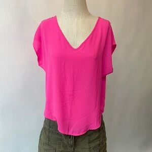 2010's spring breakers hot pink shirt